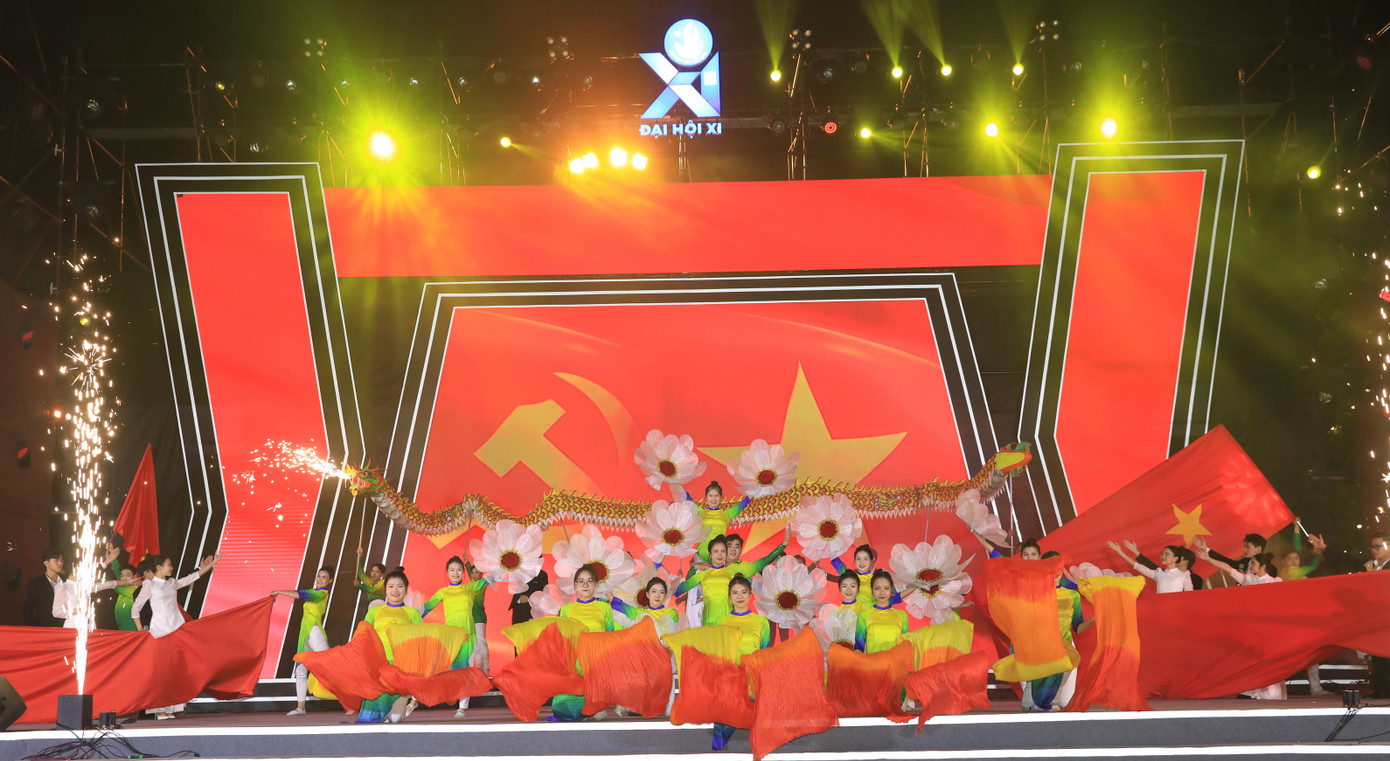 Các tiết mục biểu diễn ấn tượng tại chương trình Các tiết mục biểu diễn ấn tượng tại chương trình