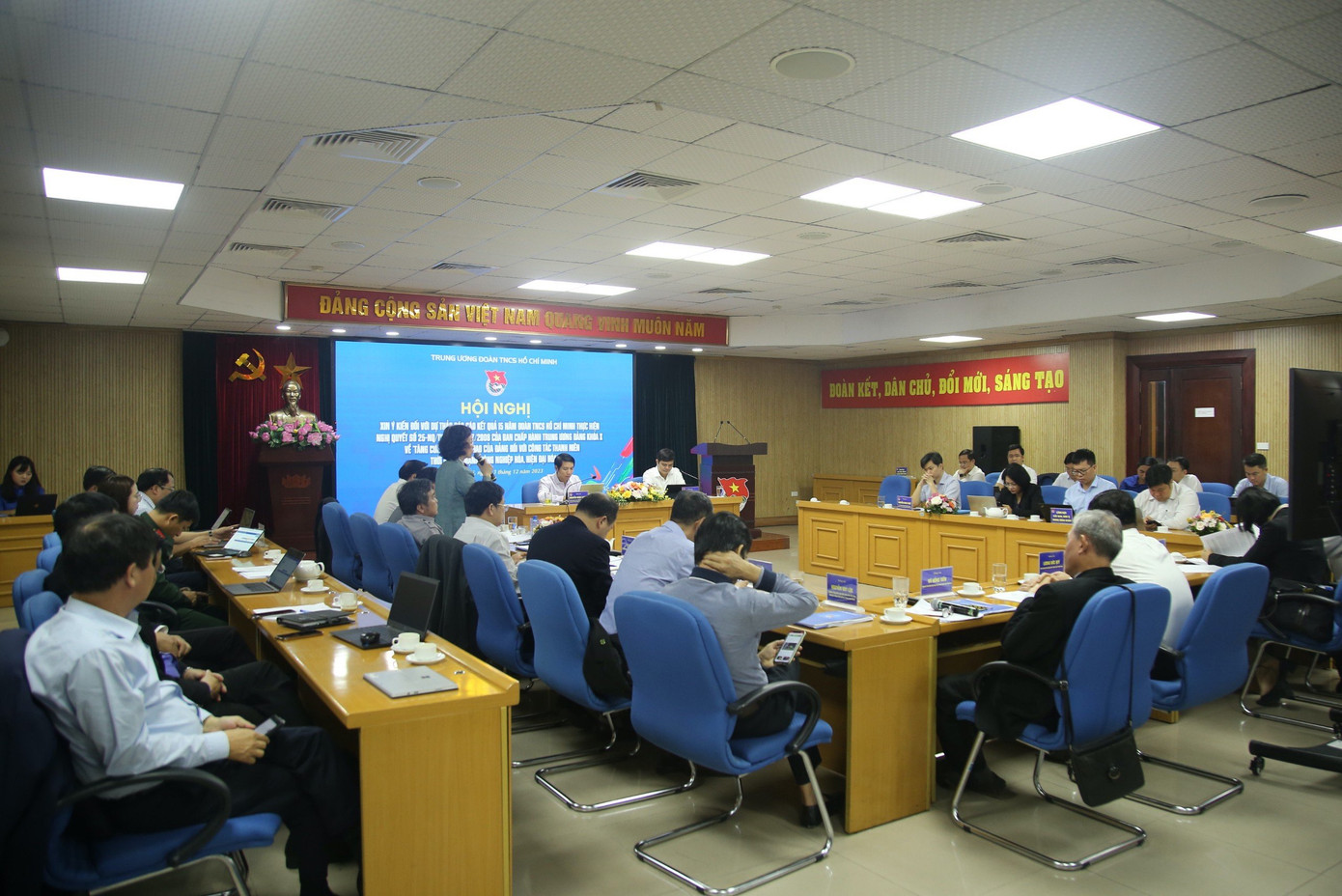 Toàn cảnh Hội nghị Toàn cảnh Hội nghị