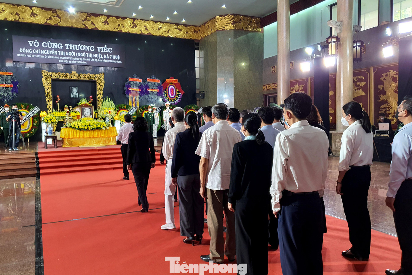 Bà Ngô Thị Huệ từ trần tại TPHCM lúc 20h ngày 5/6, hưởng thọ 104 tuổi. Linh cữu bà Ngô Thị Huệ được quàn tại Nhà tang lễ Quốc gia phía Nam (số 5 Phạm Ngũ Lão, phường 3, quận Gò Vấp, TP HCM). Lễ viếng lúc 9h ngày 7/6. Lễ truy điệu lúc 8h ngày 9/6. Lễ an táng diễn ra tại Nghĩa trang Thành phố (TP Thủ Đức, TPHCM). Bà Ngô Thị Huệ từ trần tại TPHCM lúc 20h ngày 5/6, hưởng thọ 104 tuổi. Linh cữu bà Ngô Thị Huệ được quàn tại Nhà tang lễ Quốc gia phía Nam (số 5 Phạm Ngũ Lão, phường 3, quận Gò Vấp, TP HCM). Lễ viếng lúc 9h ngày 7/6. Lễ truy điệu lúc 8h ngày 9/6. Lễ an táng diễn ra tại Nghĩa trang Thành phố (TP Thủ Đức, TPHCM).