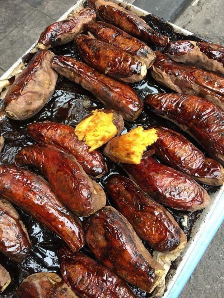 Khoai lang mật Tà Nung chứa đẫm mật đắt hàng trong ngày trời lạnh (ảnh: Ngo Thi Van Anh)