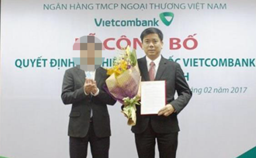 Ông Phạm Bá Tuyển cũng bị khởi tố để điều tra hành vi "Mua bán trái phép hóa đơn GTGT, chứng từ thu nộp ngân sách Nhà nước".