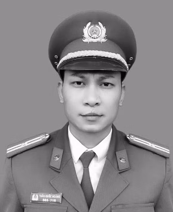 Đồng chí Trần Quốc Hoàng đã dũng cảm hy sinh trong khi làm nhiệm vụ phòng, chống bão số 3.