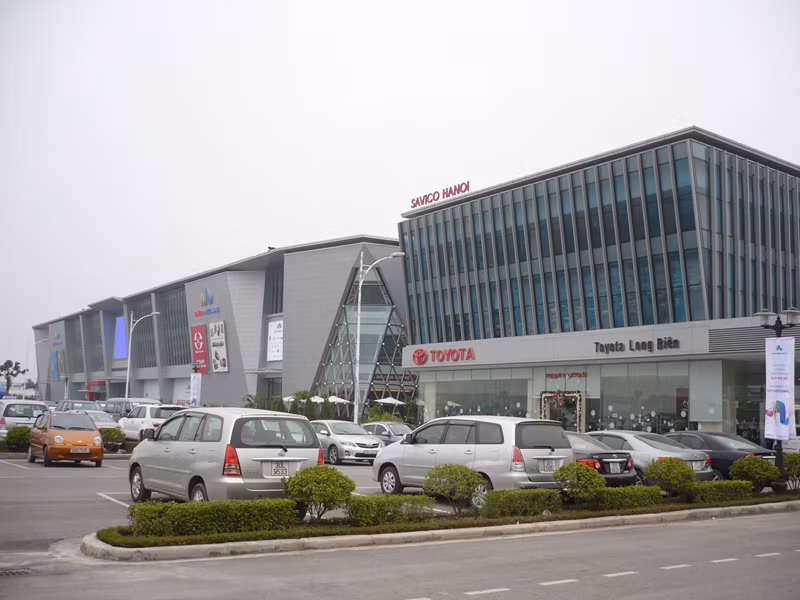 TTTM Savico xây dựng trên nền bãi đỗ xe Gia Thụy từng được TP Hà Nội quy hoạch. Ảnh: Trọng Đảng