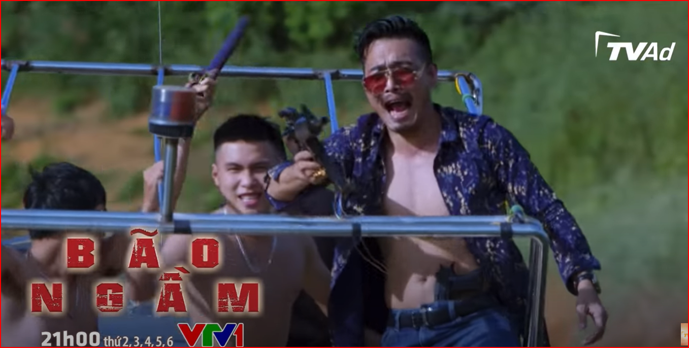 "Bão ngầm" có nhiều pha hành động mãn nhãn.