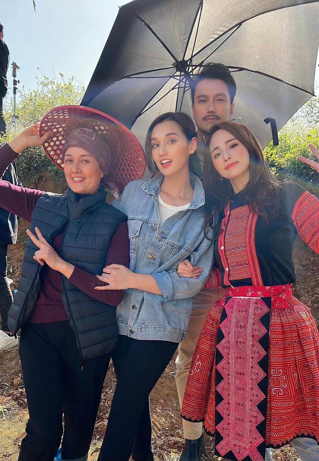 Hậu trường "Chồng cũ vợ cũ người yêu cũ"