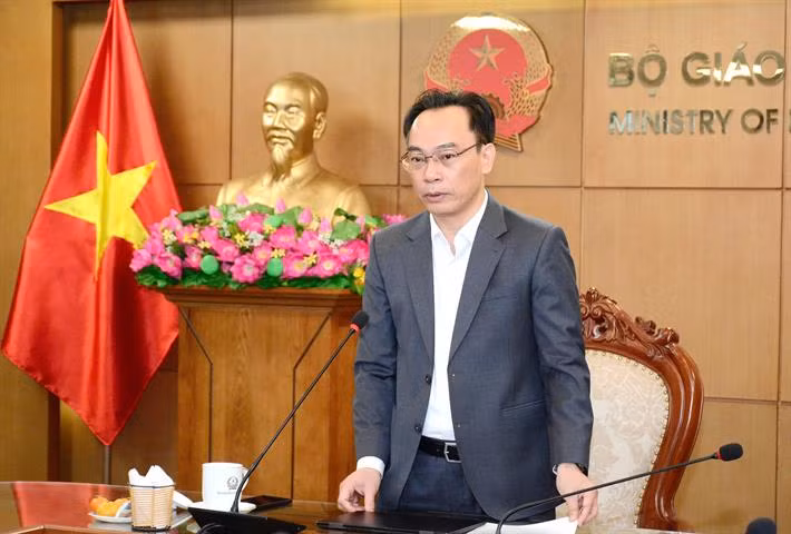 Thứ trưởng Hoàng Minh Sơn phát biểu khai mạc tọa đàm