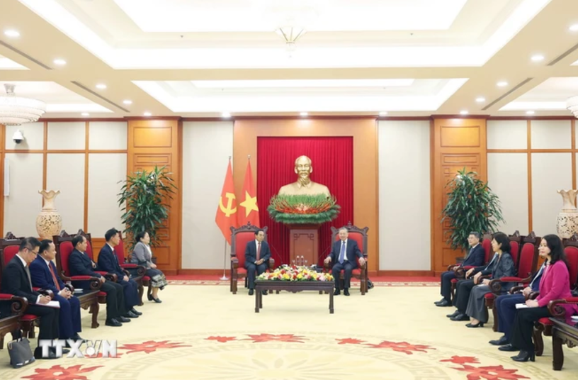 Tổng Bí thư Tô Lâm tiếp Thường trực Ban Bí thư Đảng Nhân dân Cách mạng Lào Bounthong Chitmany. (Ảnh: Thống Nhất/TTXVN) Tổng Bí thư Tô Lâm tiếp Thường trực Ban Bí thư Đảng Nhân dân Cách mạng Lào Bounthong Chitmany. (Ảnh: Thống Nhất/TTXVN)