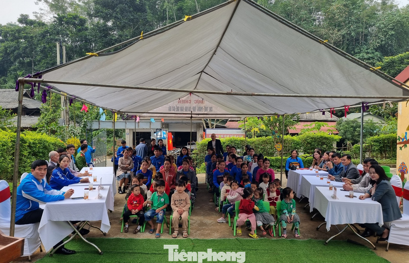 Toàn cảnh lễ khởi công.