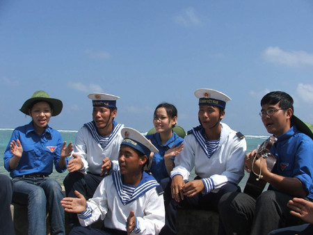 Chiến sĩ hải quân trên quần đảo Trường Sa. Ảnh: Nguyễn Minh