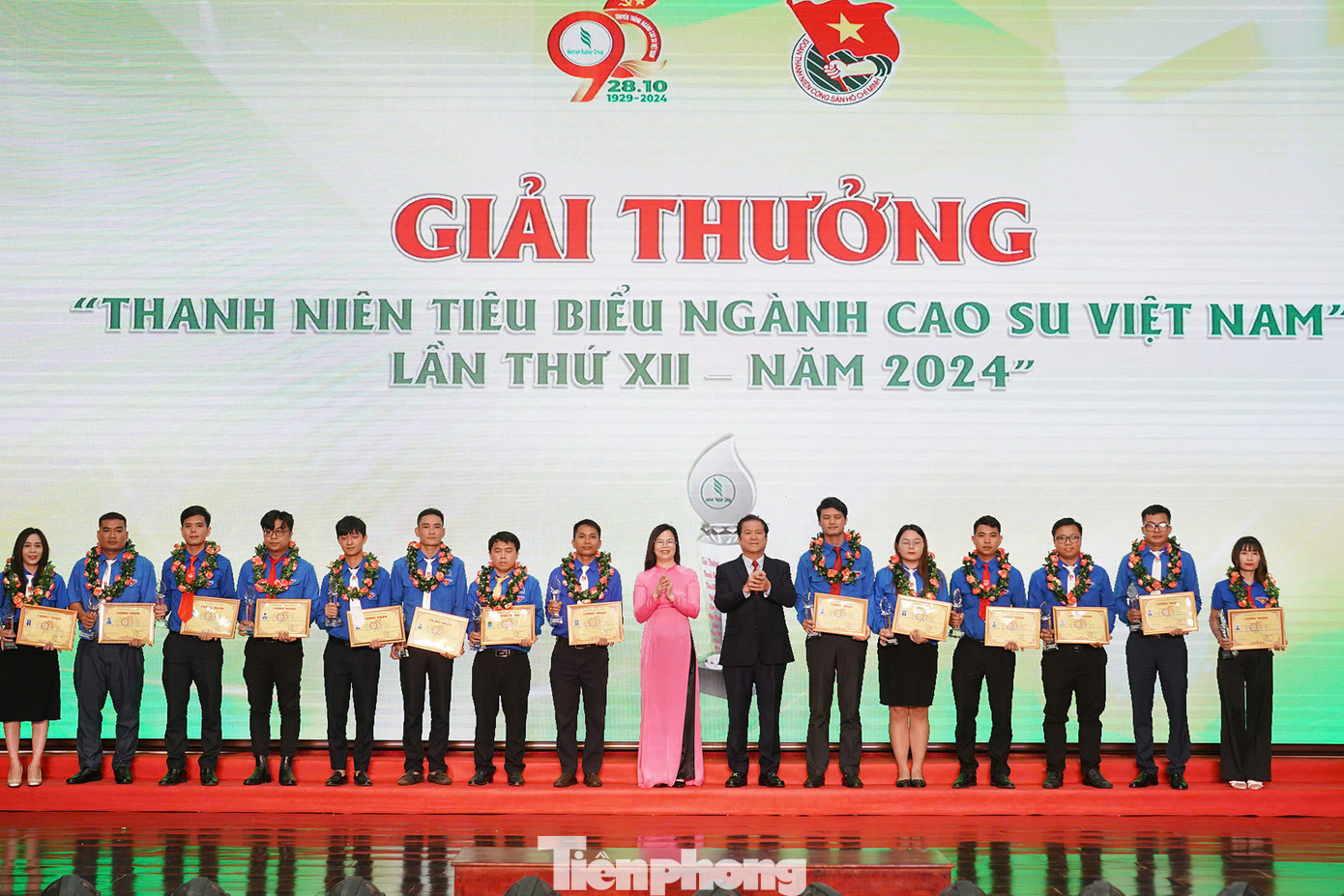 Trao giải thưởng Thanh niên tiêu biểu ngành cao su Việt Nam