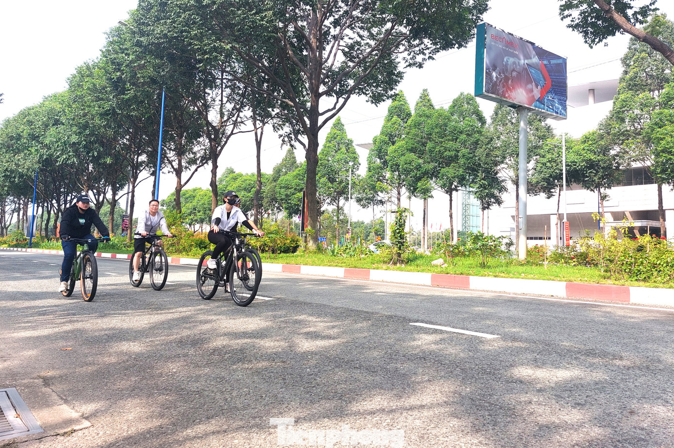 Hiện nay, UBND thành phố Thủ Dầu Một đang điều chỉnh quy hoạch sử dụng đất đến năm 2030, kế hoạch sử dụng đất hàng năm, trong đó phát huy cơ sở hạ tầng khu vực thành phố mới Bình Dương, tiếp tục quy hoạch xây dựng công viên về khoa học công nghệ để thu hút và triển khai khoa học công nghệ, sản xuất công nghệ thông tin, xây dựng trung tâm dữ liệu...