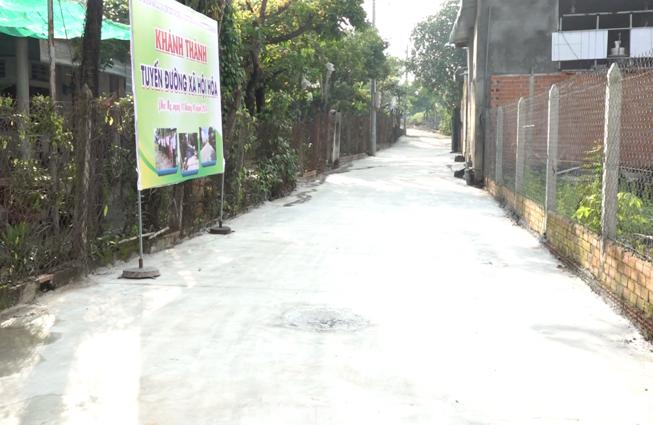 Tuyến đường hẻm tại phường Phú Mỹ (TP Thủ Dầu Một) được người dân góp tiền xây dựng Tuyến đường hẻm tại phường Phú Mỹ (TP Thủ Dầu Một) được người dân góp tiền xây dựng