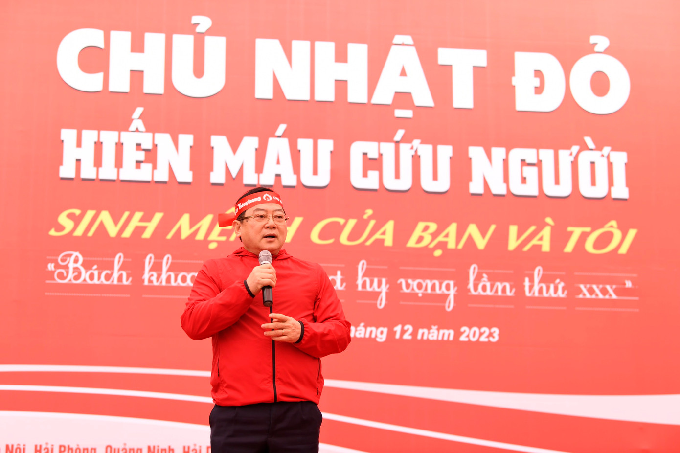 Ông Lê Xuân Sơn - Tổng Biên tập Báo Tiền Phong, Trưởng Ban Tổ chức Chủ Nhật Đỏ - Ảnh: Như Ý