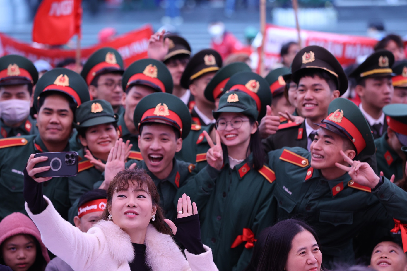 Chủ Nhật Đỏ lần thứ XVI năm 2024: Những giọt máu hồng ấm nồng Giáng sinh ảnh 49