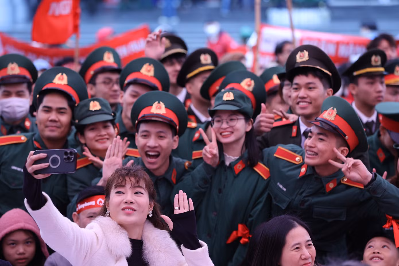 Chủ Nhật Đỏ lần thứ XVI năm 2024: Những giọt máu hồng ấm nồng Giáng sinh ảnh 49