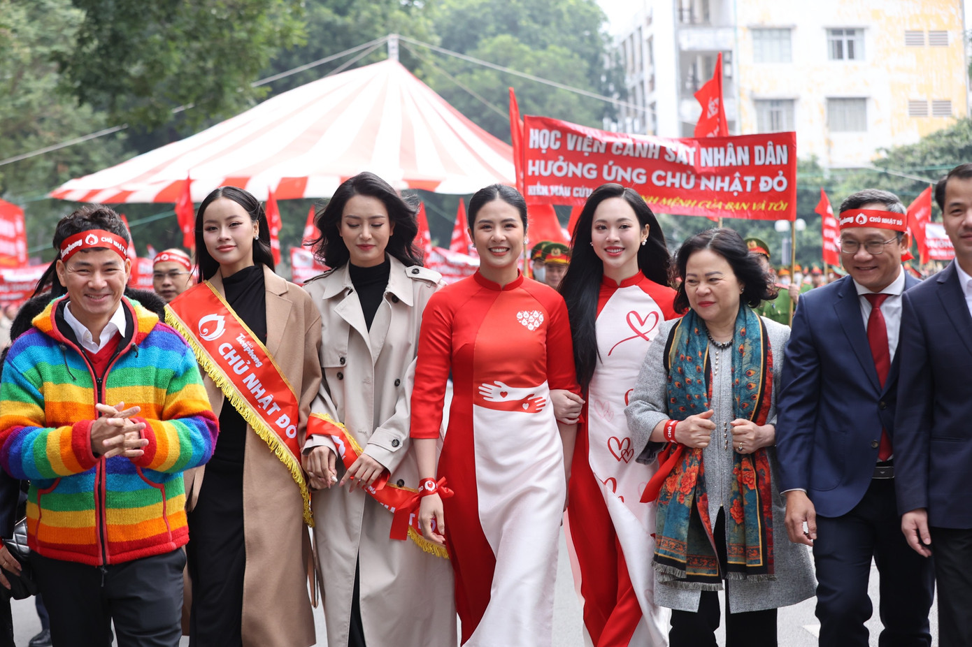 Chủ Nhật Đỏ lần thứ XVI năm 2024: Những giọt máu hồng ấm nồng Giáng sinh ảnh 23