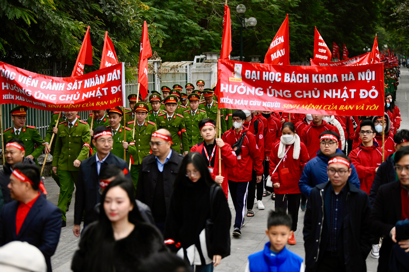 Chủ Nhật Đỏ lần thứ XVI năm 2024: Những giọt máu hồng ấm nồng Giáng sinh ảnh 29