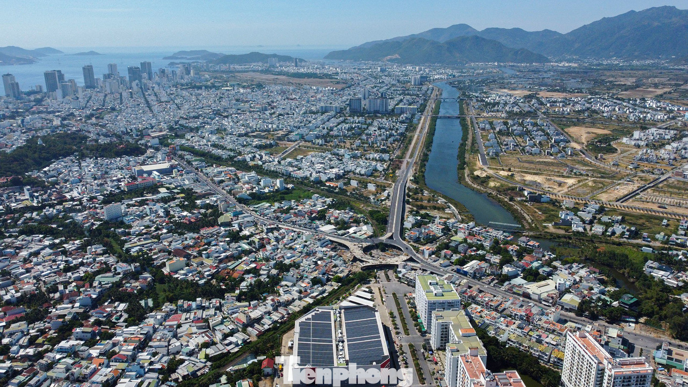 Ngày 31/8, lãnh đạo Sở Giao thông Vận tải tỉnh Khánh Hòa, cho biết kế hoạch thông xe dự án nút giao thông Ngọc Hội không thay đổi. Theo đó, ngày 2/9 sẽ chính thức thông xe hai chiều 3/4 nhánh của dự án.