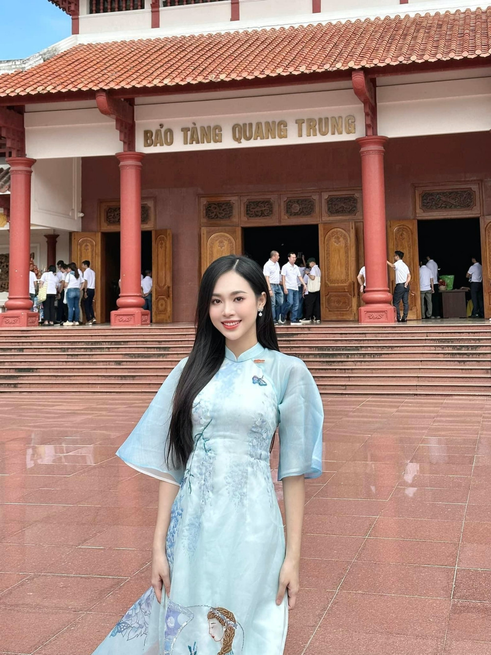 Hoa hậu Thanh Thủy, Á hậu Thùy Linh đồng hành cùng hoạt động của báo Tiền Phong ảnh 4