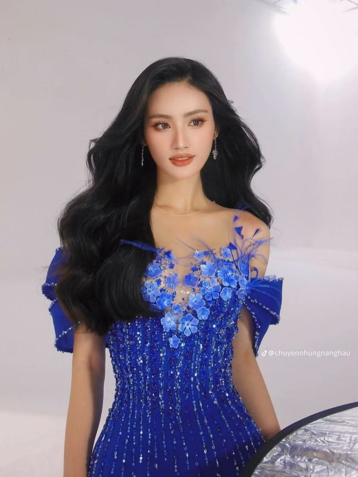 Cre: @chuyennhungnanghau