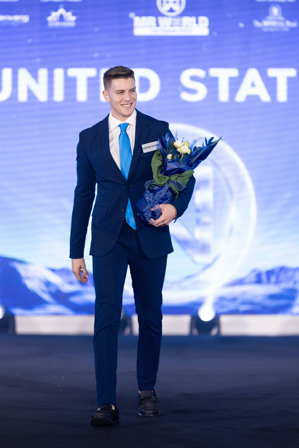 Nam vương Italy và Nam vương Mỹ. Nam vương Italy và Nam vương Mỹ.