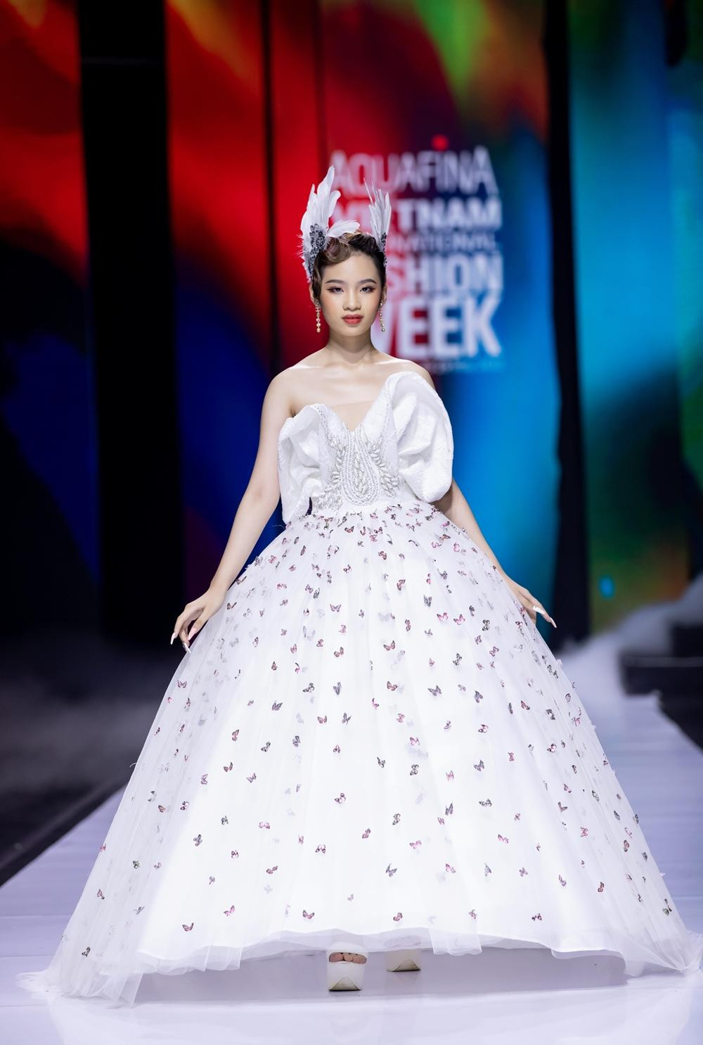 Mẫu nhí Bảo Hà