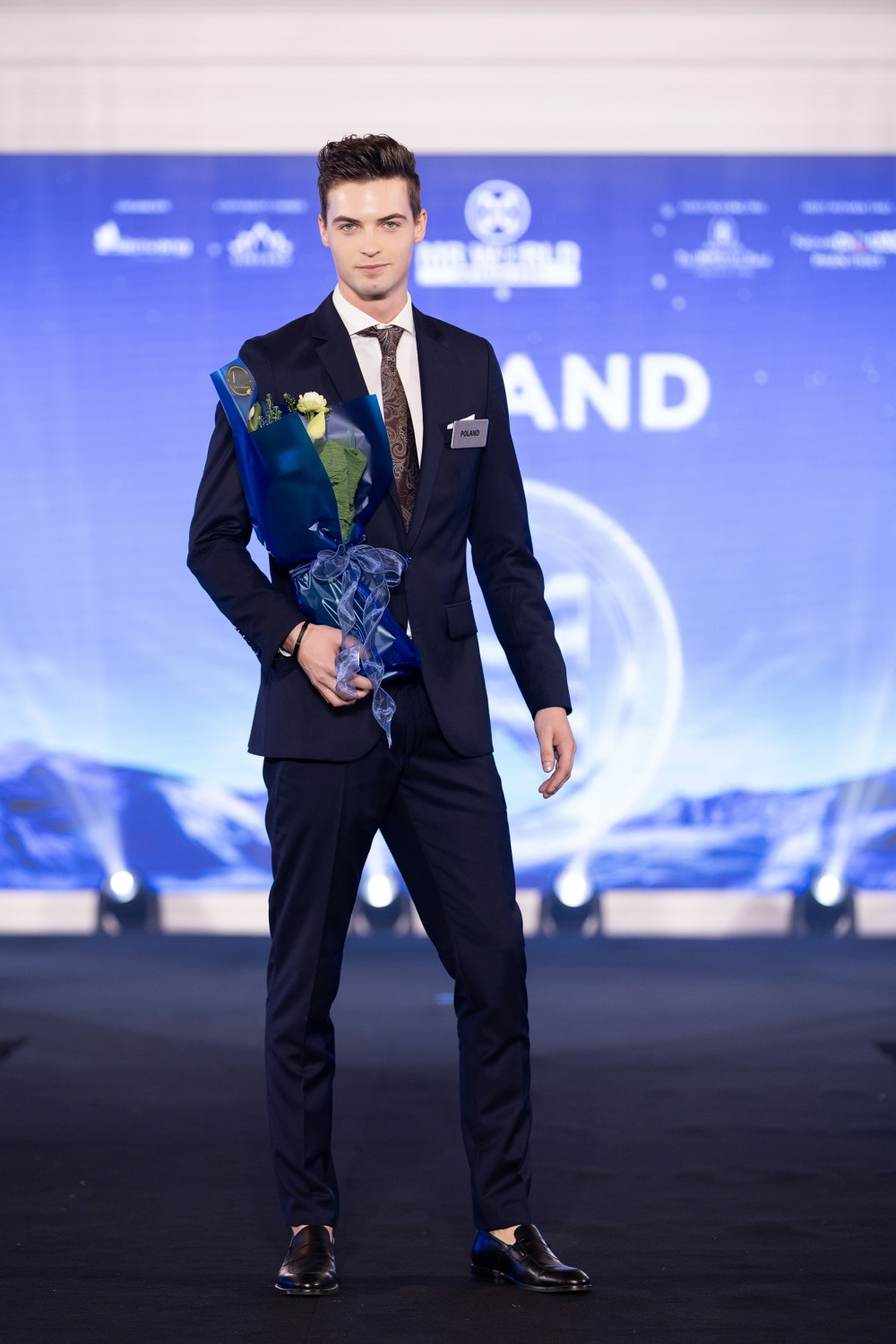 Nam vương Ba Lan và Nam vương Tây Ban Nha. Nam vương Ba Lan và Nam vương Tây Ban Nha.