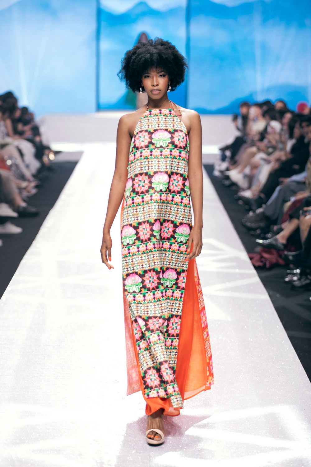 Lesego Chombo - Miss World Africa (Hoa hậu khu vực châu Phi) 2024. Lesego Chombo - Miss World Africa (Hoa hậu khu vực châu Phi) 2024.