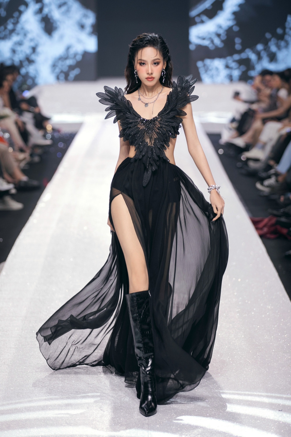 Á hậu Lê Nguyễn Ngọc Hằng