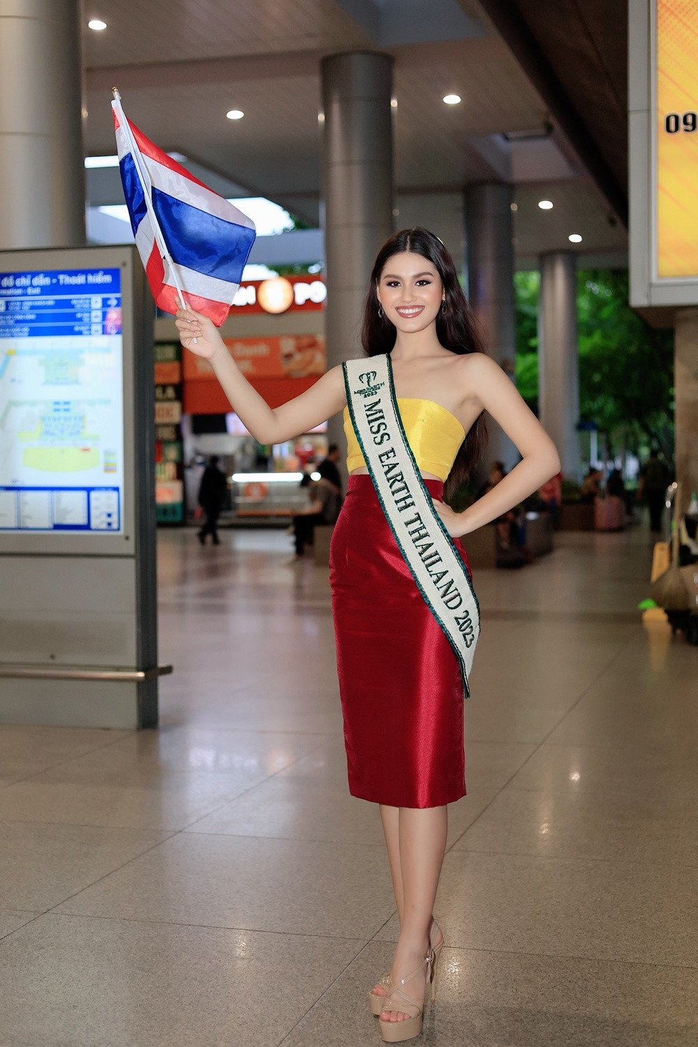 Miss Earth Thailand - Hoa hậu Trái Đất Thái Lan 2023 Cora Bliault. Miss Earth Thailand - Hoa hậu Trái Đất Thái Lan 2023 Cora Bliault.