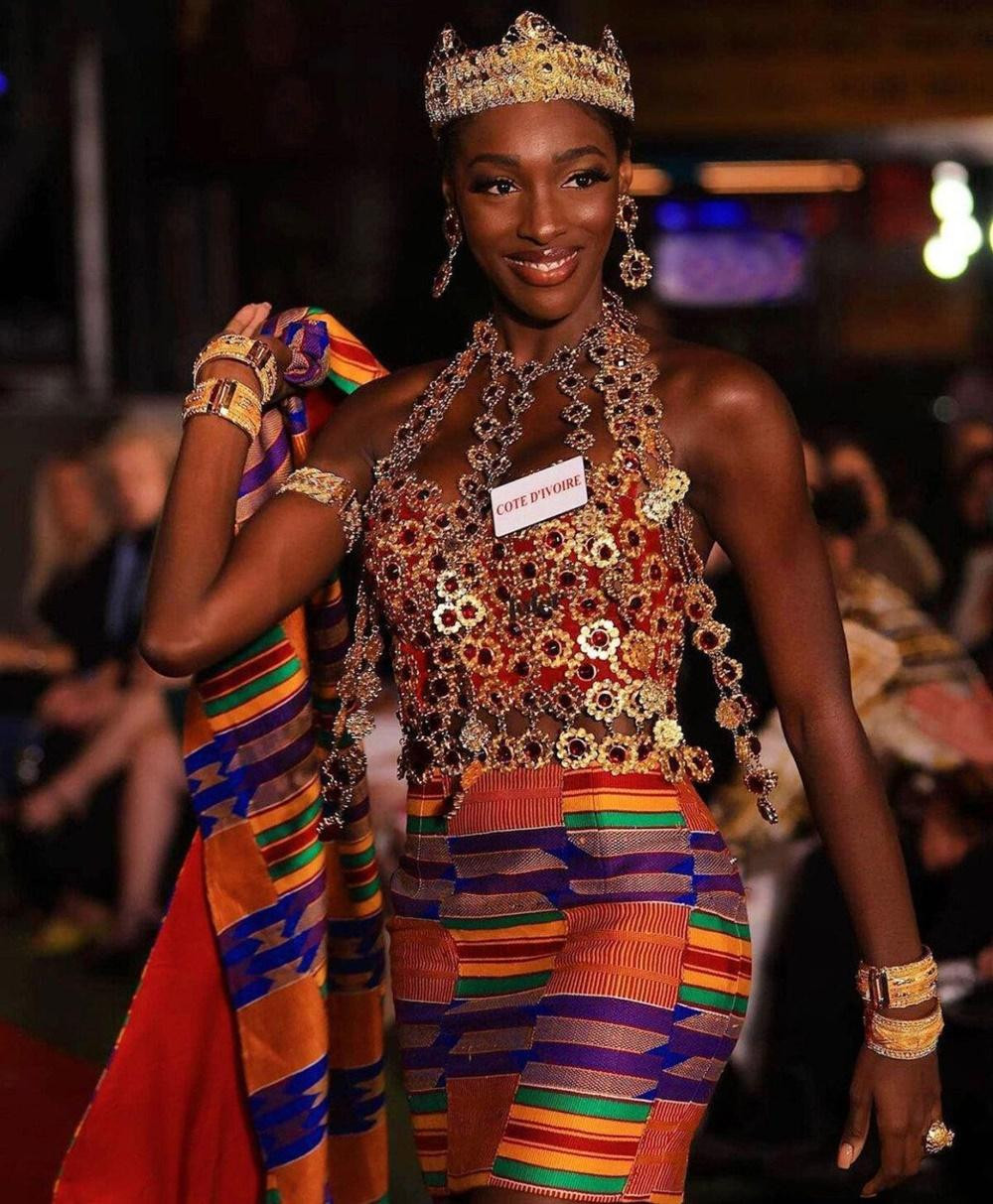 Hoa hậu Bờ Biển Ngà trong đêm thi Top Model Hoa hậu Bờ Biển Ngà trong đêm thi Top Model