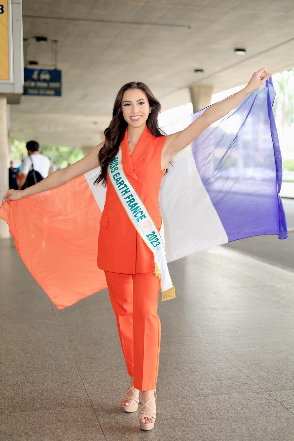 Miss Earth France - Hoa hậu Trái Đất Pháp 2023 Enola Godart. Miss Earth France - Hoa hậu Trái Đất Pháp 2023 Enola Godart.