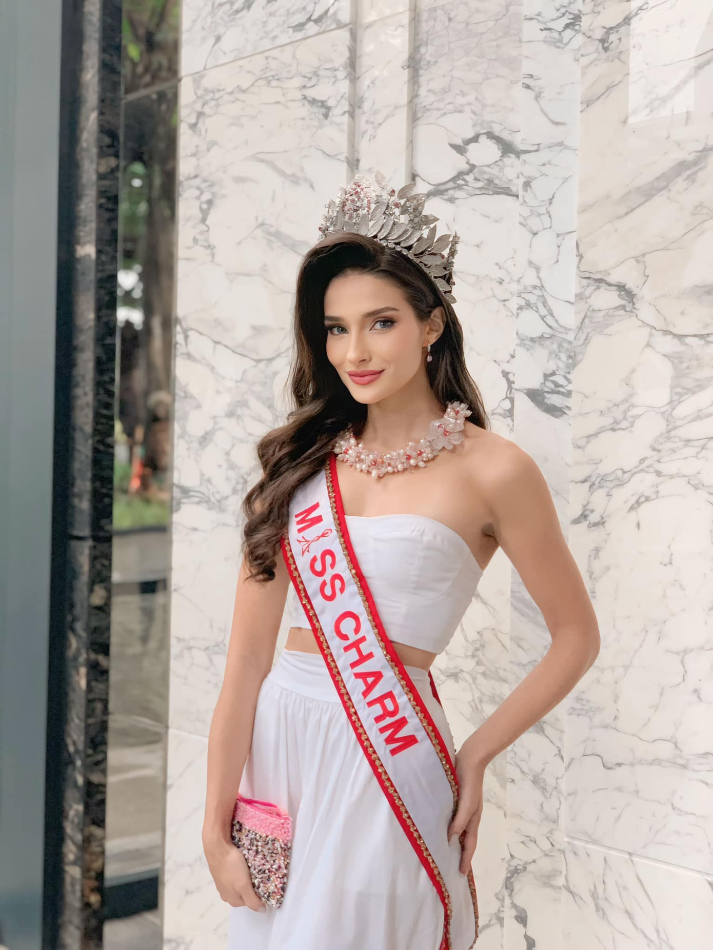 Đương kim Miss Charm 2023 Luma Russo đến từ Brazil. Đương kim Miss Charm 2023 Luma Russo đến từ Brazil.