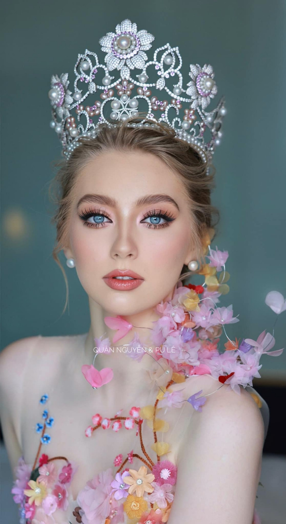 Đương kim Miss International 2022 Jasmin Selberg, người Đức.
