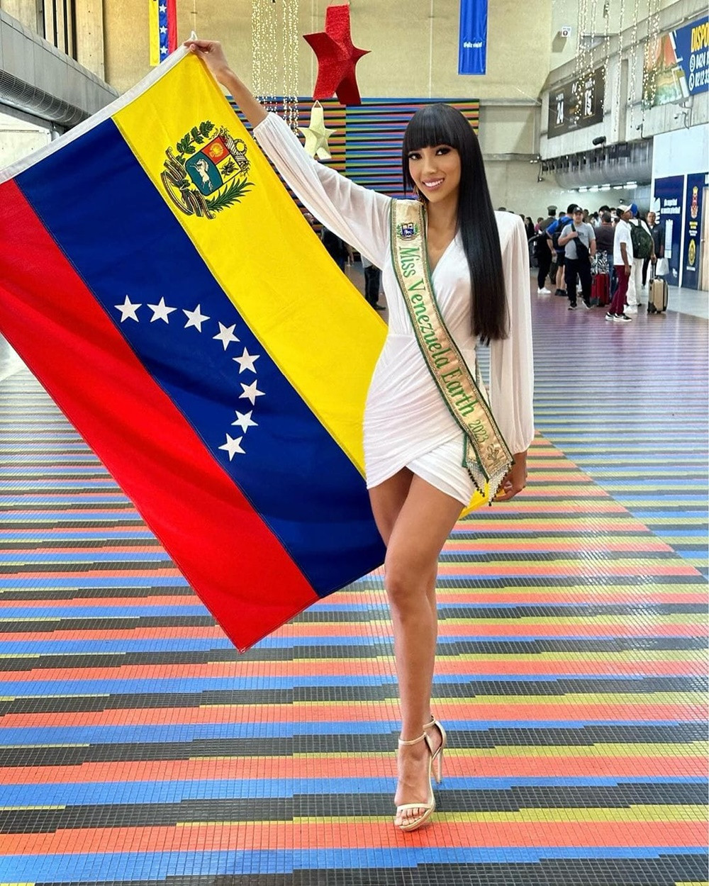 Miss Earth Venezuela - Hoa hậu Trái Đất Venezuela 2023 Jhosskaren Smiller Carrizo.