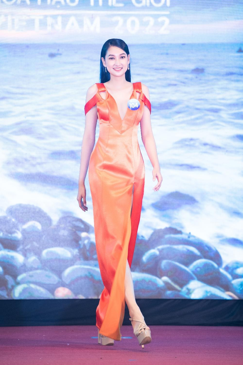 Người đẹp Du lịch Nguyễn Phương Linh