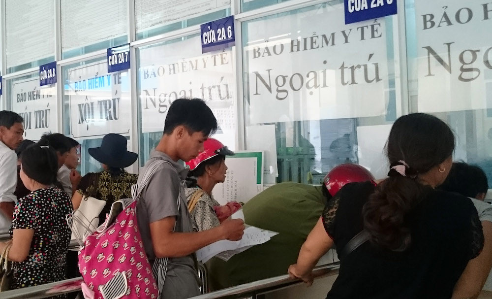 Người dân ngày càng ít tới khám chữa bệnh tại y tế xã/phường.