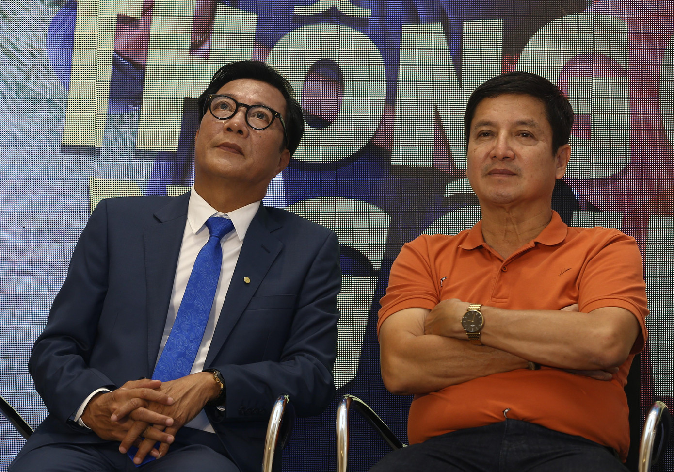 NSND Trọng Trinh và NSƯT Chí Trung đối đầu trong Thông gia ngõ hẹp. Ảnh: VFC.