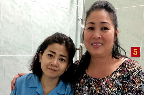 Nghệ sĩ Việt chung tay giúp Mai Phương điều trị ung thư phổi ảnh 1