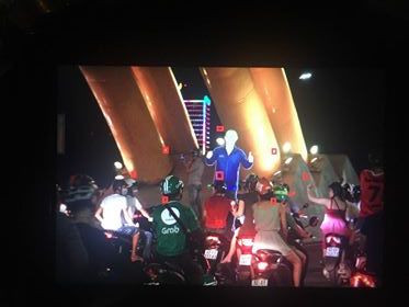 CĐV xuống đường ăn mừng chiến tích của Olympic Việt Nam ảnh 36