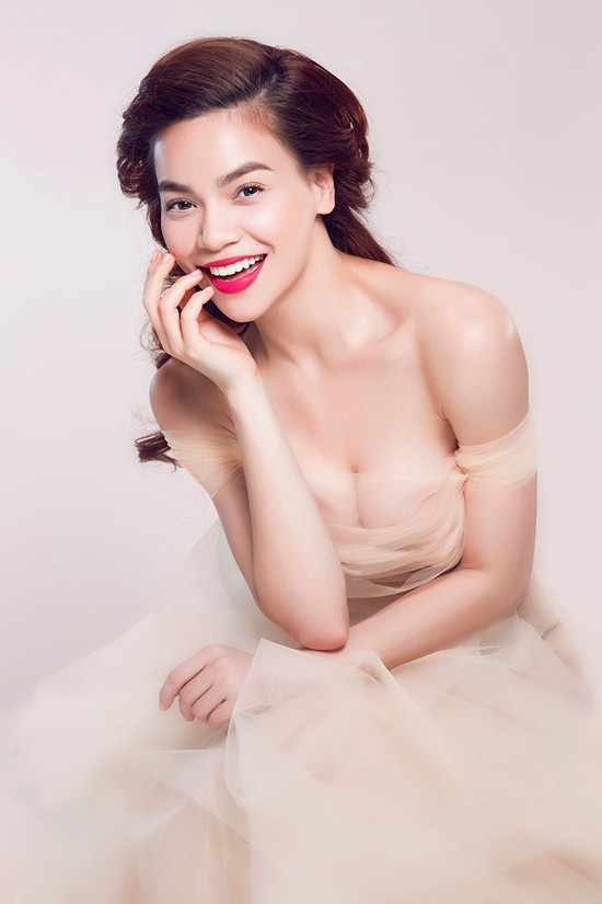 Không nhận ra nổi đây là Mỹ Tâm, Hồ Ngọc Hà ảnh 7