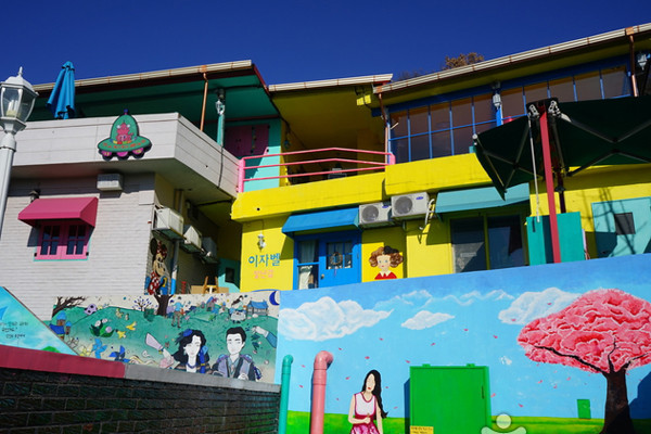 5 ngôi làng bích họa nổi tiếng ở Hàn Quốc ảnh 8