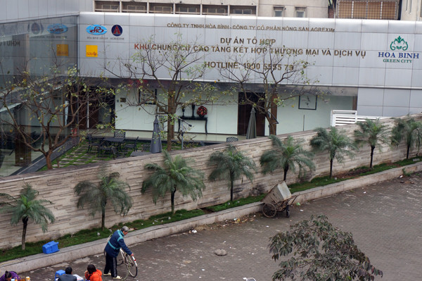 Nhiều văn phòng đã được xây dựng trên khuôn viên Dự án Hòa Bình Green City..