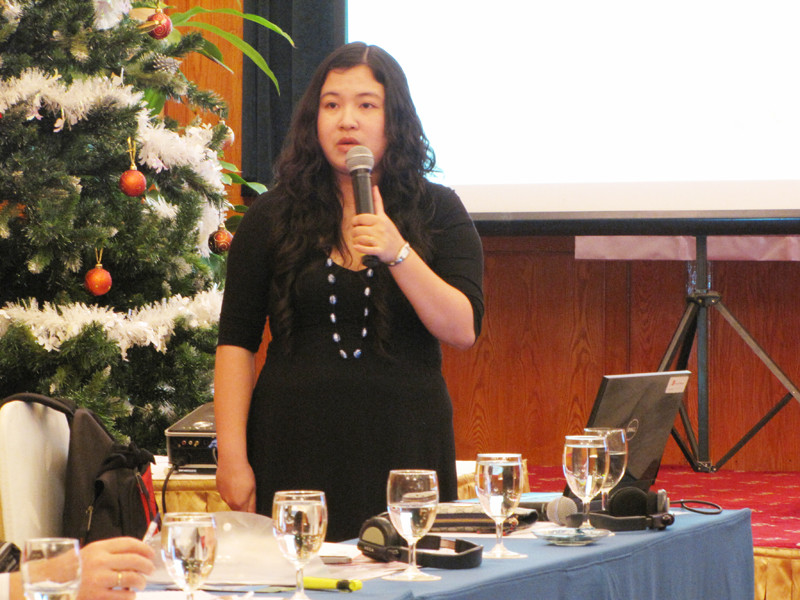 Bà Lê Thị Thùy Dương-Trưởng ban HIV và sức khỏe TTN, Tổ chức Cứu trợ trẻ em Việt Nam. Bà Lê Thị Thùy Dương-Trưởng ban HIV và sức khỏe TTN, Tổ chức Cứu trợ trẻ em Việt Nam