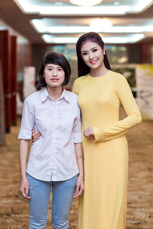 Ngọc Hân và em Nguyễn Thanh Huyền