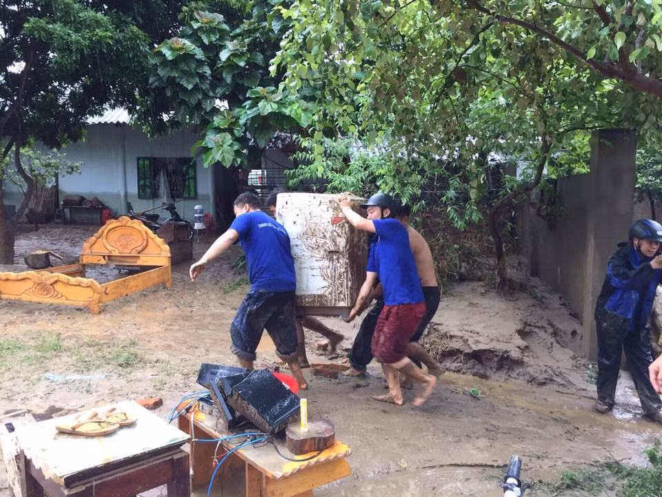 Lũ dữ tàn phá miền tây Yên Bái: 15 người chết và mất tích ảnh 2