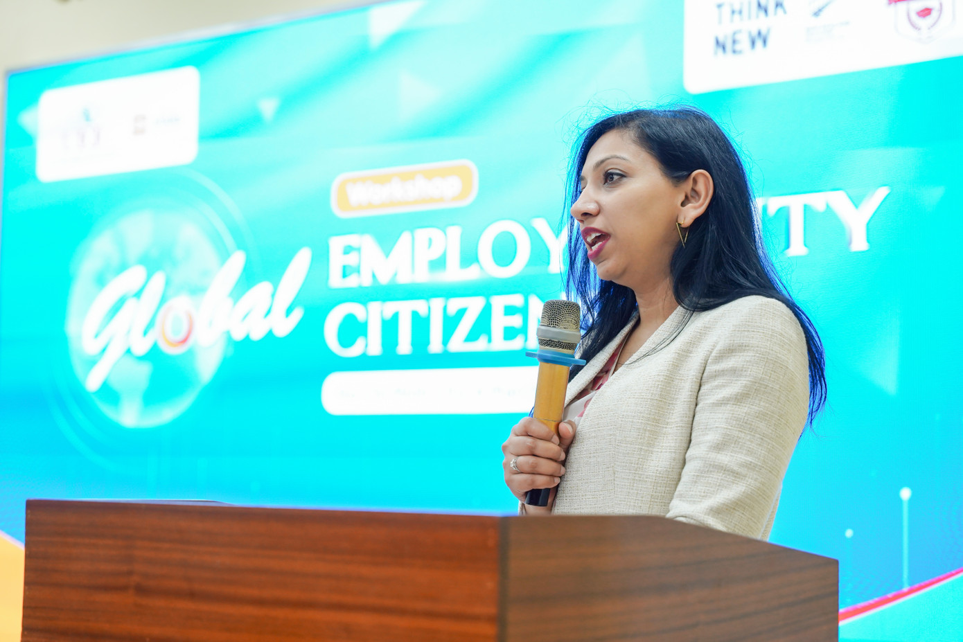 Ảnh: Khoa tiếng Anh - UEF. Ảnh: Khoa tiếng Anh - UEF.