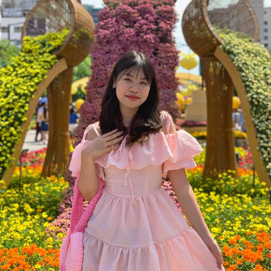 Bạn Hoàng Thanh Ngân (THPT Bùi Thị Xuân, TP.HCM) chia sẻ: Một chút rối loạn ngôn ngữ giúp mọi người cảm thấy vui vẻ hơn sau một ngày dài.