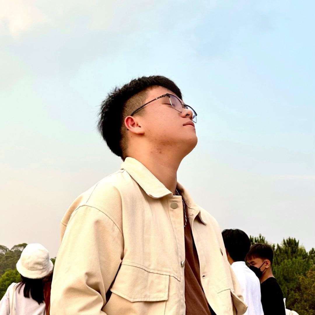 Quốc Đoàn cho rằng đề minh hoạ Ngữ Văn có nhiều hướng mở để teen "múa bút". Ảnh: NVCC Quốc Đoàn cho rằng đề minh hoạ Ngữ Văn có nhiều hướng mở để teen "múa bút". Ảnh: NVCC