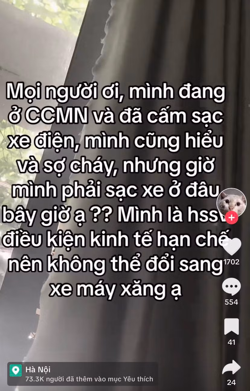 Nhiều bạn sinh viên bày tỏ nỗi hoang mang khi đang sử dụng xe điện thì bị chủ nhà cấm.
